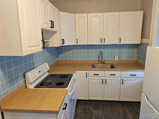 $1,275 | 4953 Holly Hills Avenue, Unit A, St. Louis, MO 63109