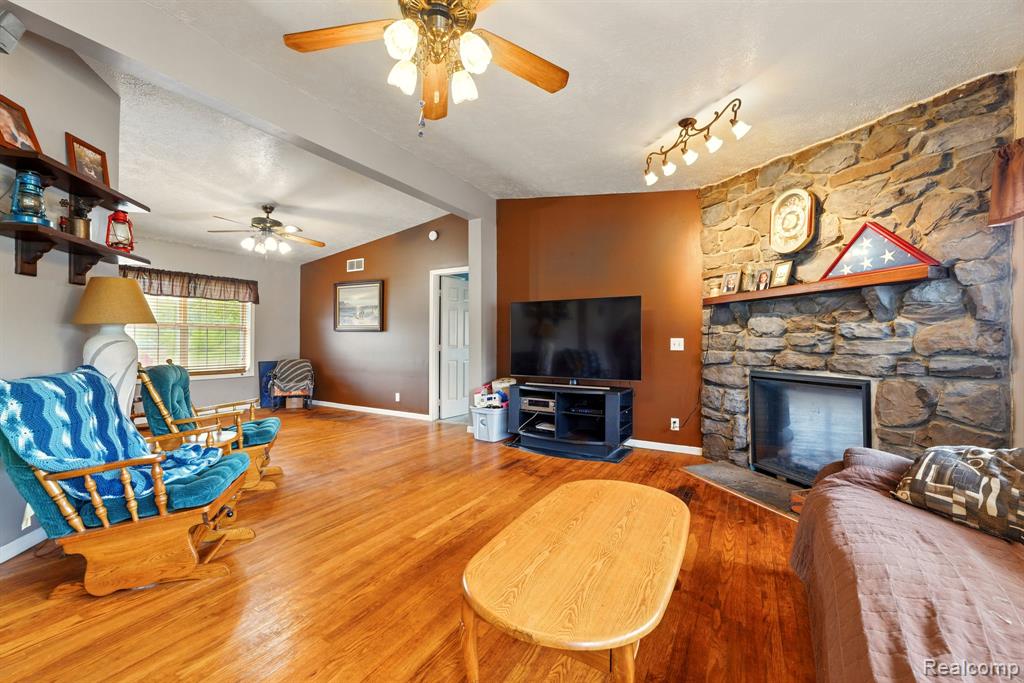 5915 Neuman Road St. Clair, MI 48079 - Photo 18 of 24