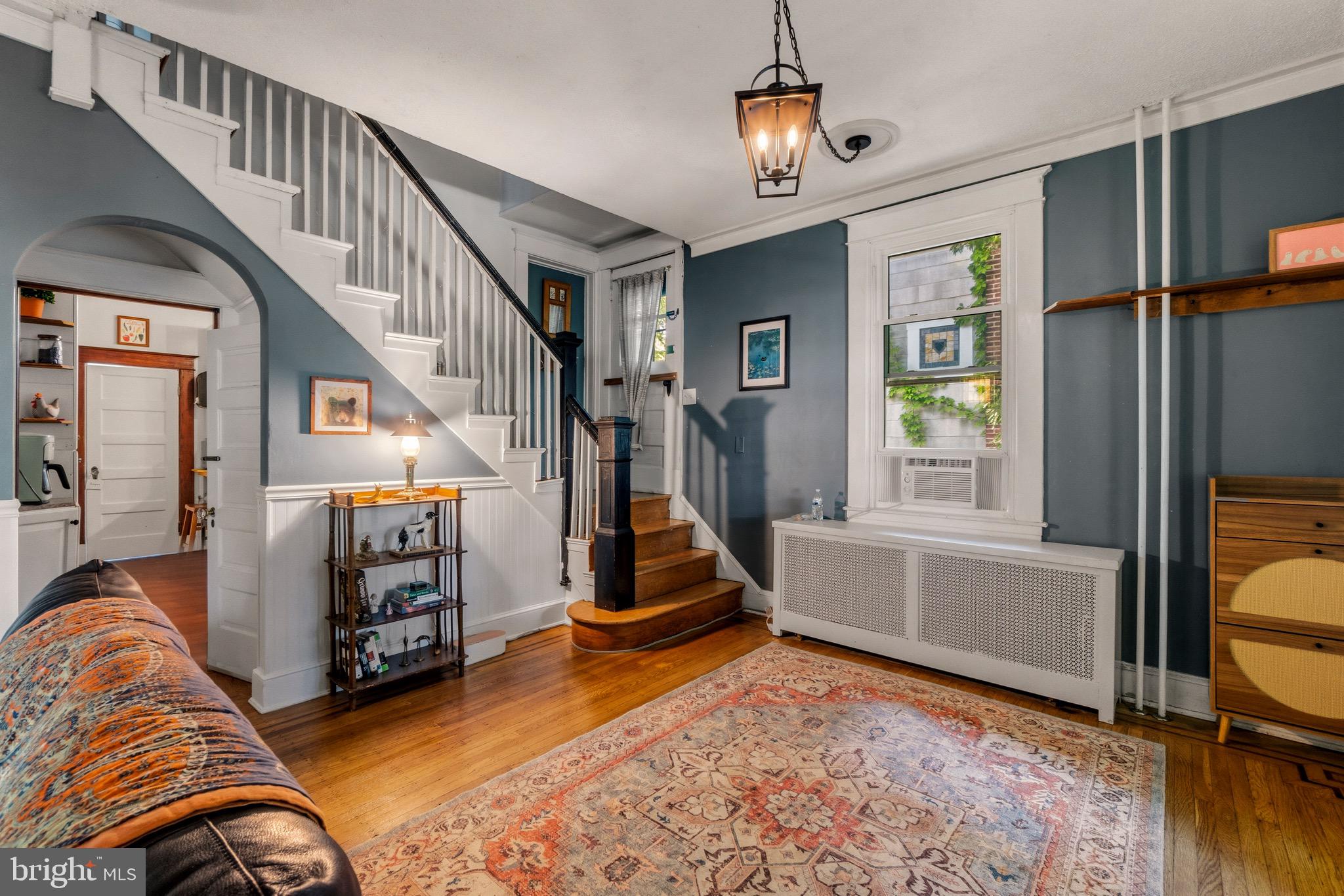 210 Mallow Hill Road Baltimore, MD 21229 - Photo 7 of 43 Take a look around
