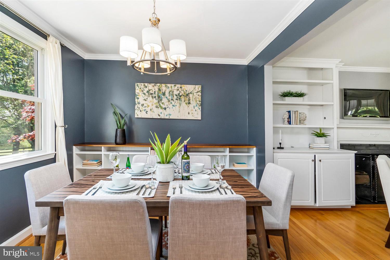 712 West Padonia Road Lutherville-Timonium, MD 21093 - Photo 15 of 38 Dining room