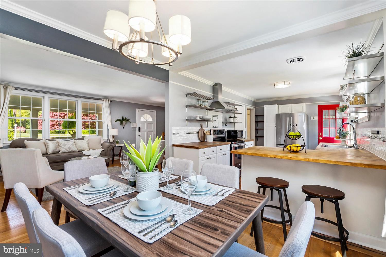 712 West Padonia Road Lutherville-Timonium, MD 21093 - Photo 16 of 38 Dining room opens to kitchen