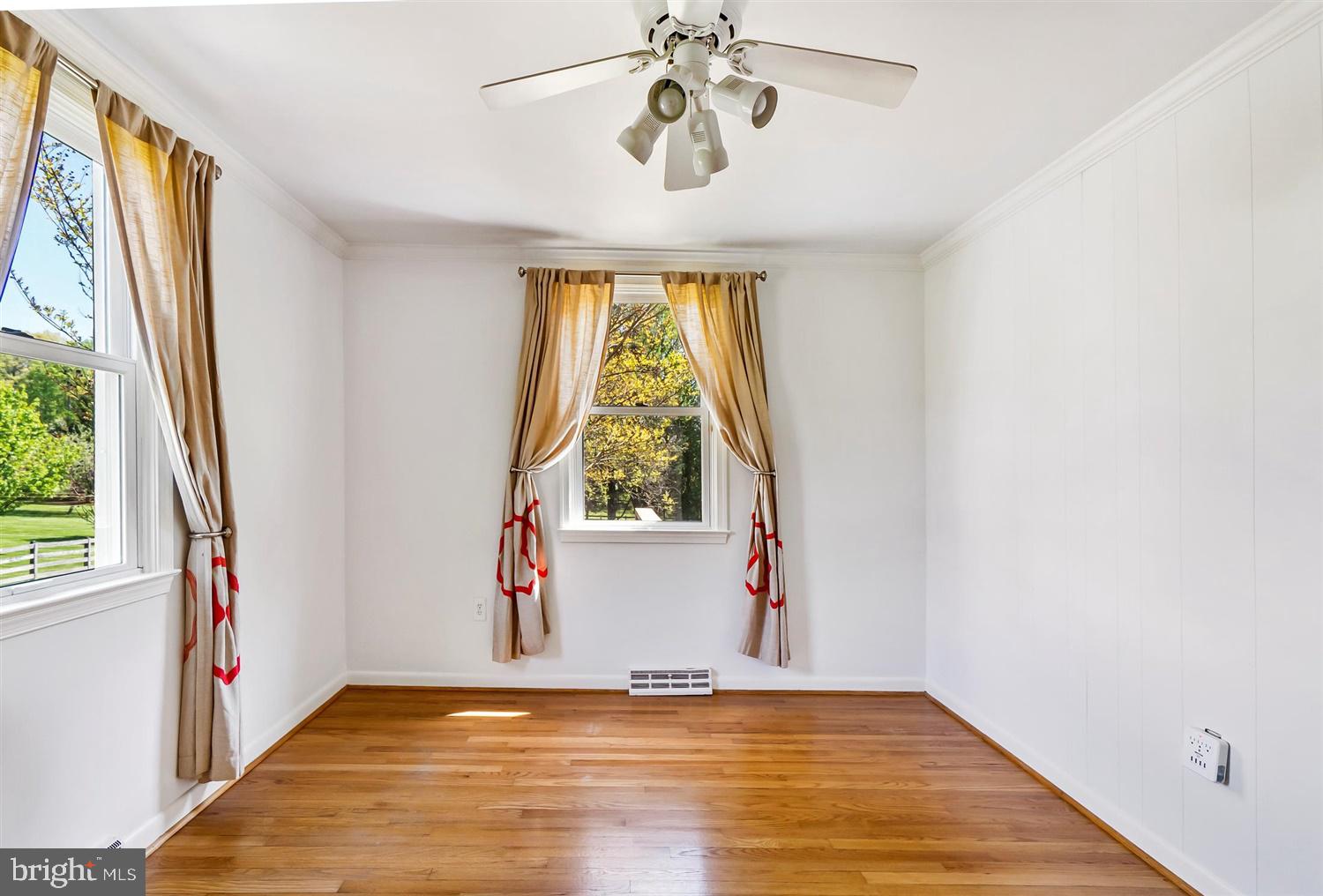 712 West Padonia Road Lutherville-Timonium, MD 21093 - Photo 23 of 38 1st floor bedroom #1