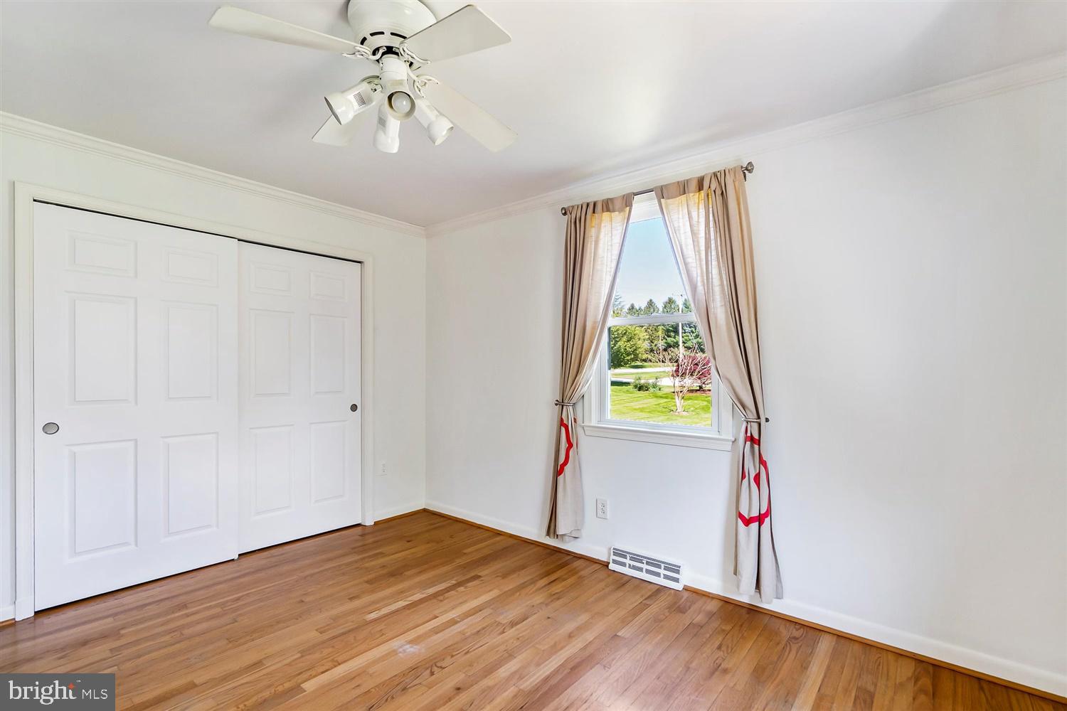 712 West Padonia Road Lutherville-Timonium, MD 21093 - Photo 24 of 38 1st floor bedroom #2