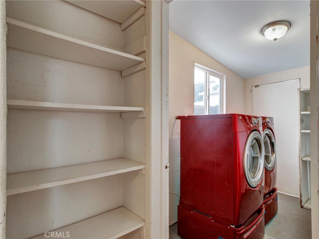 110 West Forhan Street Long Beach, CA 90805 - Photo 33 of 38