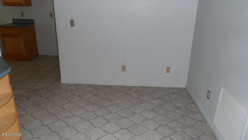 1213 Wing Road Southwest Palm Bay, FL 32908 - Photo 3 of 10 SAM_1471 (Small)