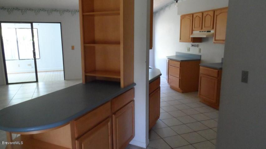 1213 Wing Road Southwest Palm Bay, FL 32908 - Photo 4 of 10 SAM_1472 (Small)
