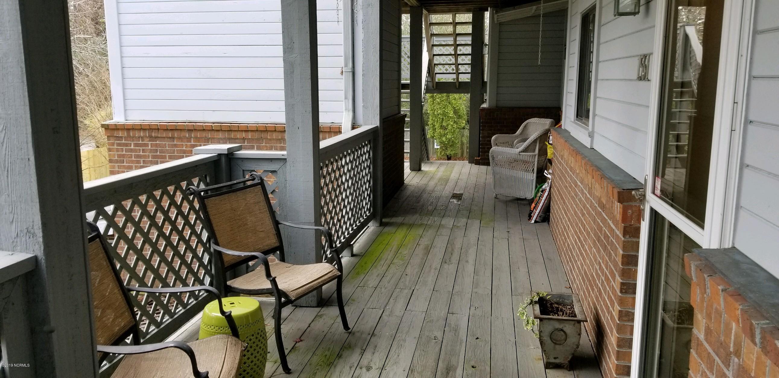 1561 Hawthorne Road, Unit B2 Wilmington, NC 28403 - Photo 5 of 16 Hawthorne 12