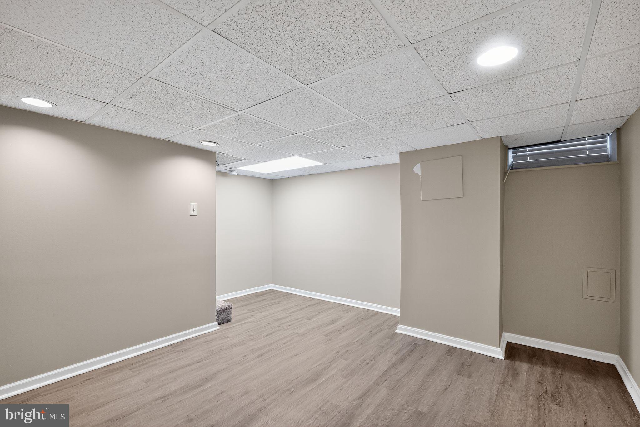 3658 Greenvale Road Baltimore, MD 21229 - Photo 25 of 30
