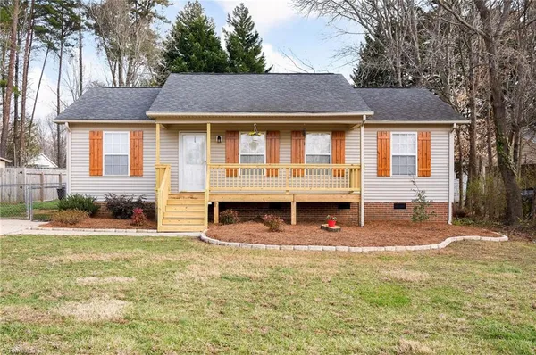 $245,000 | 609 Ladford Lane, High Point, NC 27265