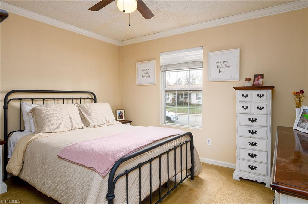 609 Ladford Lane High Point, NC 27265 - Photo 13 of 24 Primary Bedroom