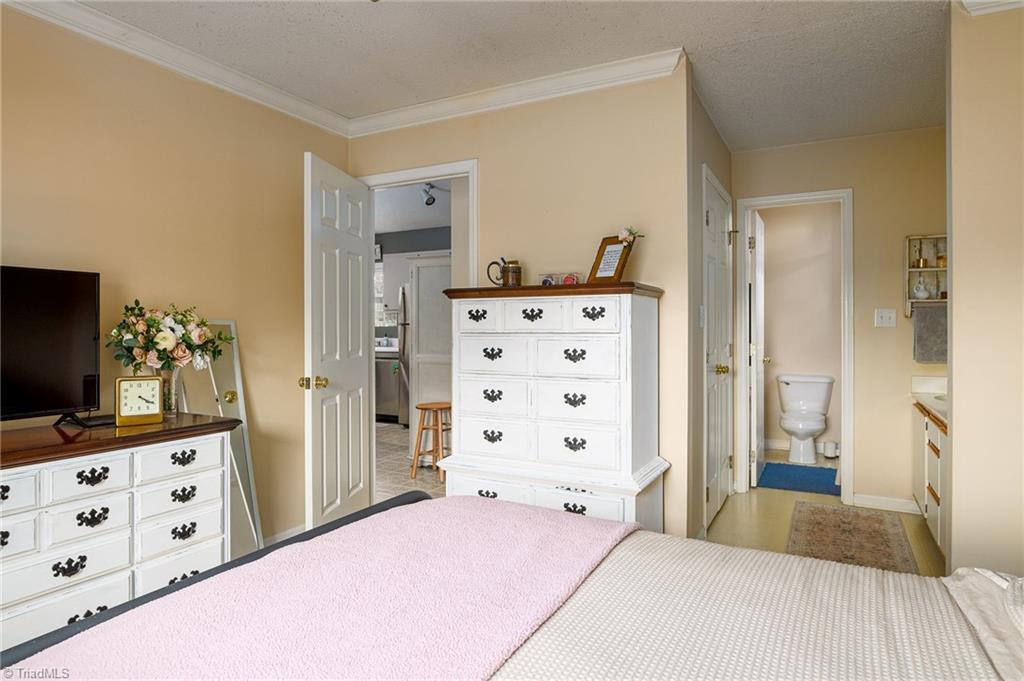 609 Ladford Lane High Point, NC 27265 - Photo 14 of 24 Primary Bedroom