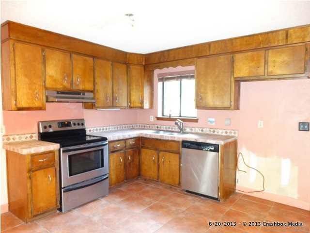 15015 Innerarity Point Road Pensacola, FL 32507 - Photo 4 of 13 Gallery Image 4