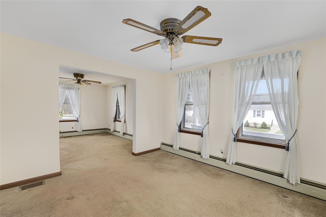 93 Harding Street West Warwick, RI 02893 - Photo 25 of 45