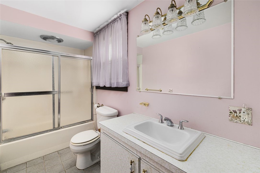 93 Harding Street West Warwick, RI 02893 - Photo 27 of 45