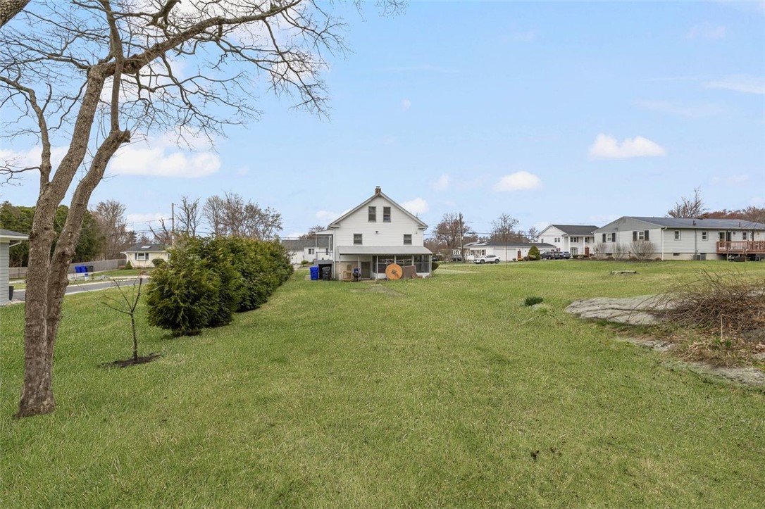 93 Harding Street West Warwick, RI 02893 - Photo 4 of 45