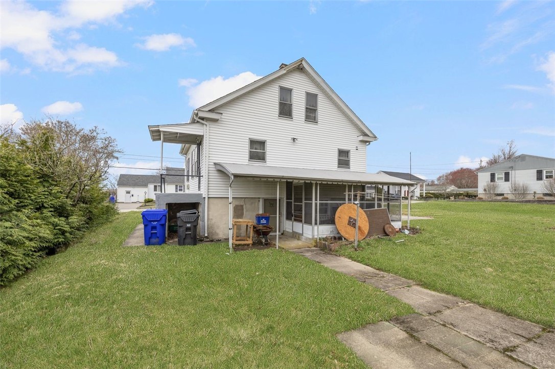 93 Harding Street West Warwick, RI 02893 - Photo 6 of 45