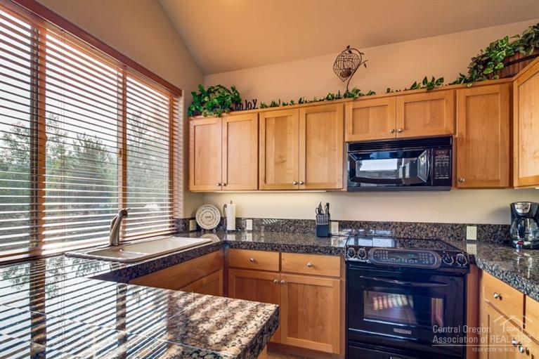 10694 Village Loop Redmond, OR 97756 - Photo 14 of 20 Additional Photo