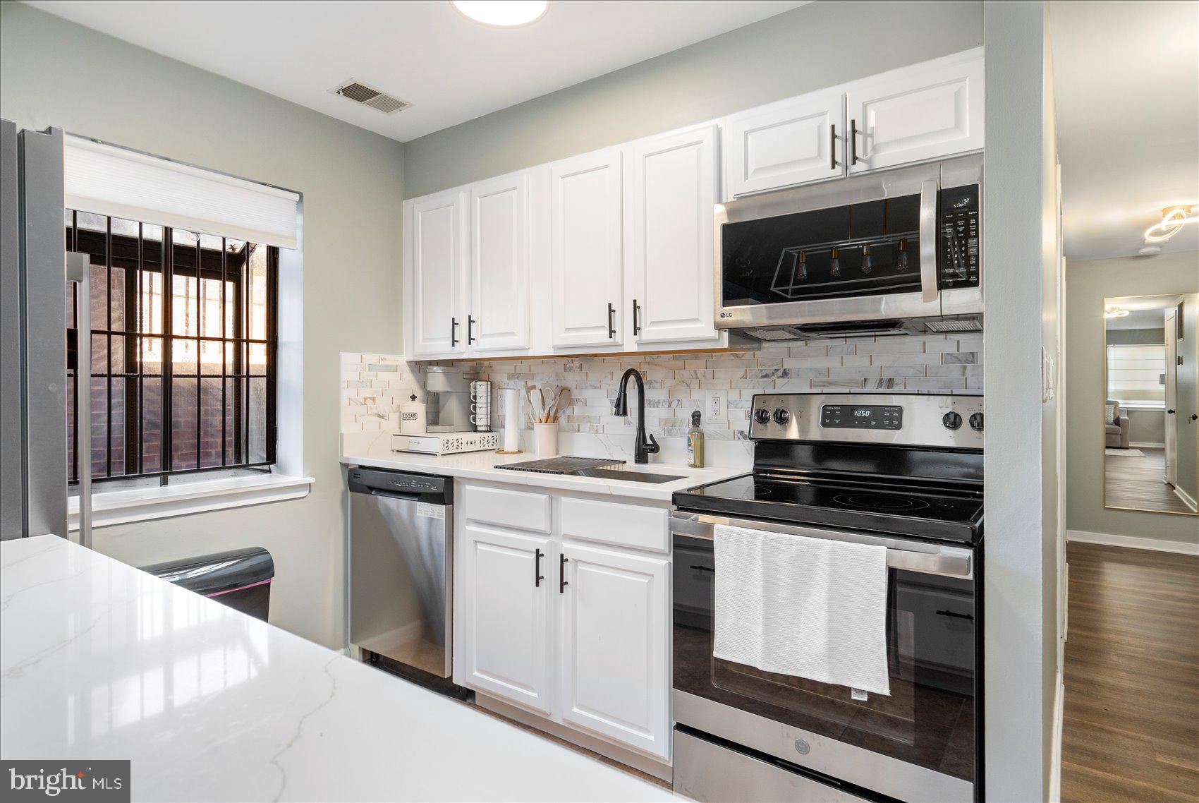 401 South Sharp Street, Unit R 1 Baltimore, MD 21201 - Photo 18 of 39