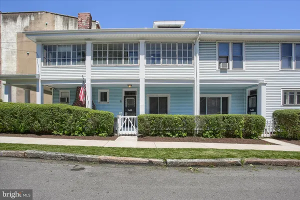 front view of house with a yard