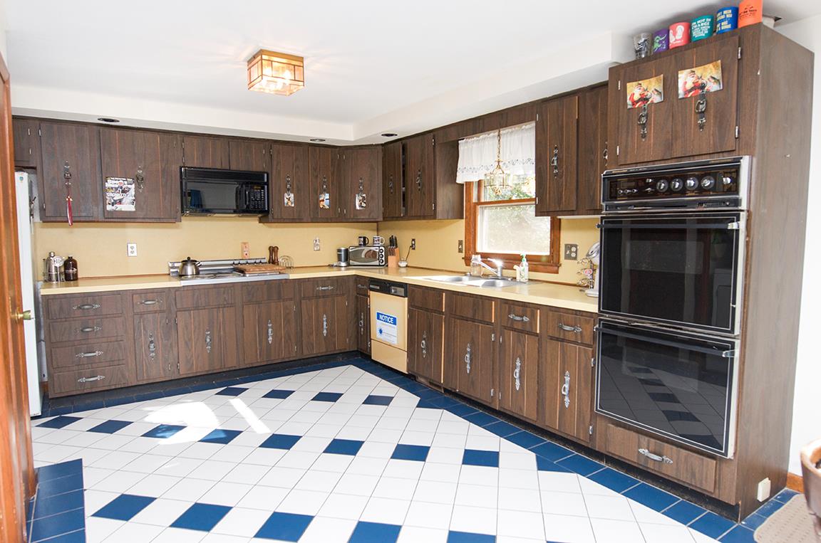 288 Halls Village Road Chester, NH 03036 - Photo 2 of 35