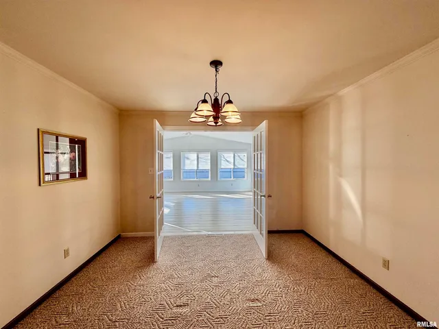 $199,900 | 540 Meadowbrook Lane, Centralia, IL 62801