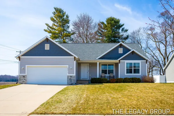$425,000 | 10417 Richfield Lane, Allendale, MI 49401