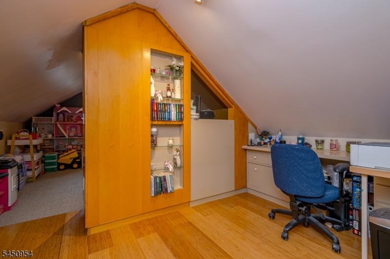 4 Ruth Place Middlesex, NJ 08846 - Photo 17 of 27 Gallery Image 17