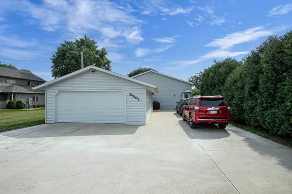 $550,000 | N8801 Lakeshore Drive, Van Dyne, WI 54979