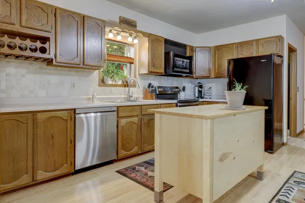 $550,000 | N8801 Lakeshore Drive, Van Dyne, WI 54979