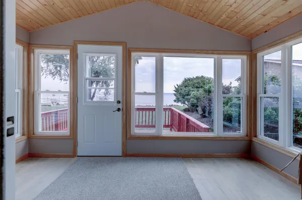 $550,000 | N8801 Lakeshore Drive, Van Dyne, WI 54979