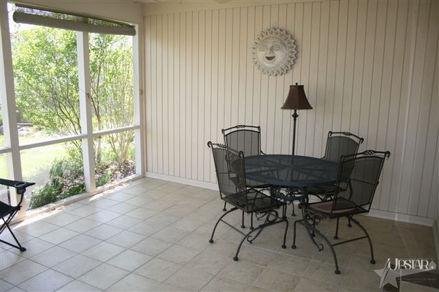 2012 Falconview Place Fort Wayne, IN 46818 - Photo 18 of 24 Gallery Image 18