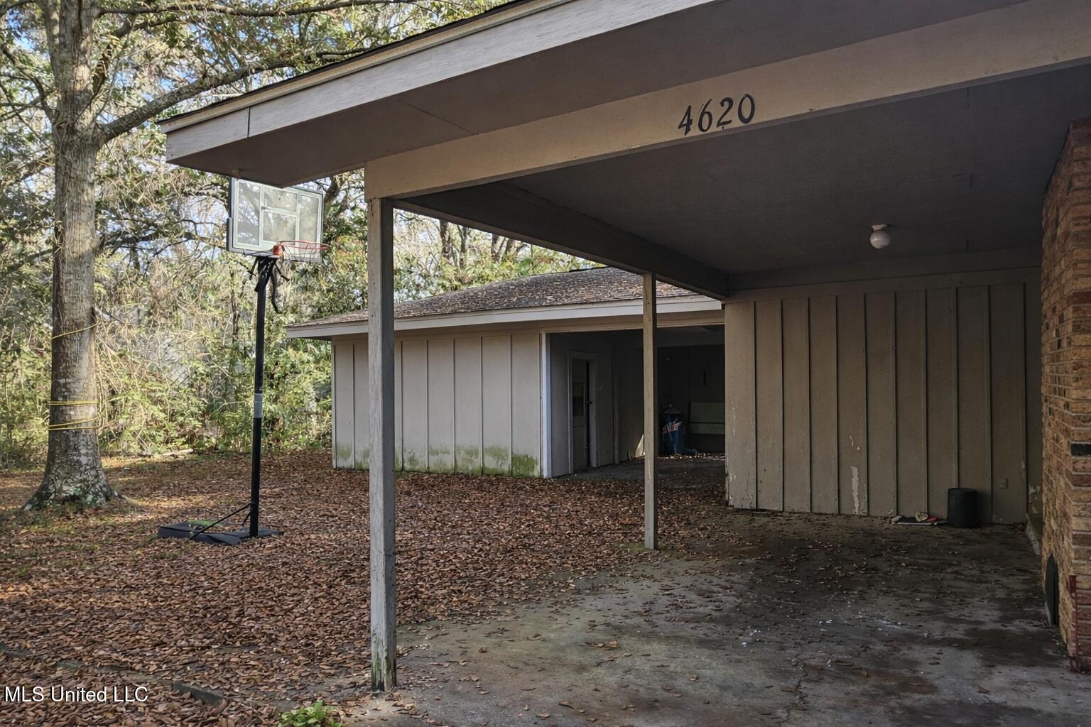 4620 Sutton Avenue Moss Point, MS 39563 - Photo 7 of 12 sutton 6