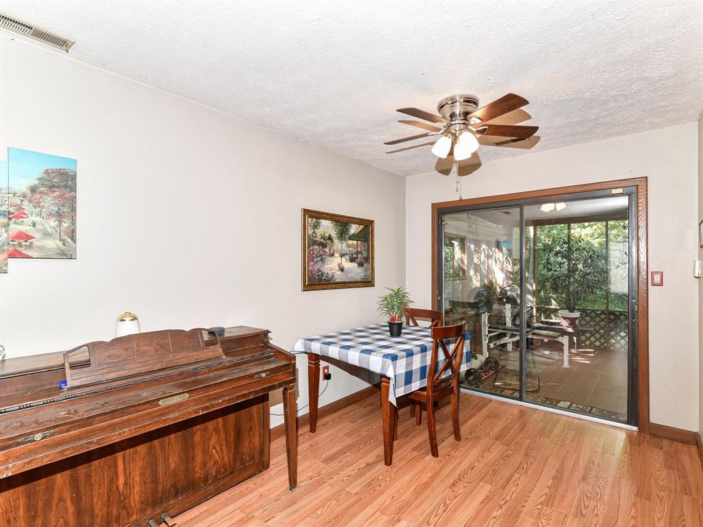 2572 Spring Hill Court Indianapolis, IN 46268 - Photo 11 of 28