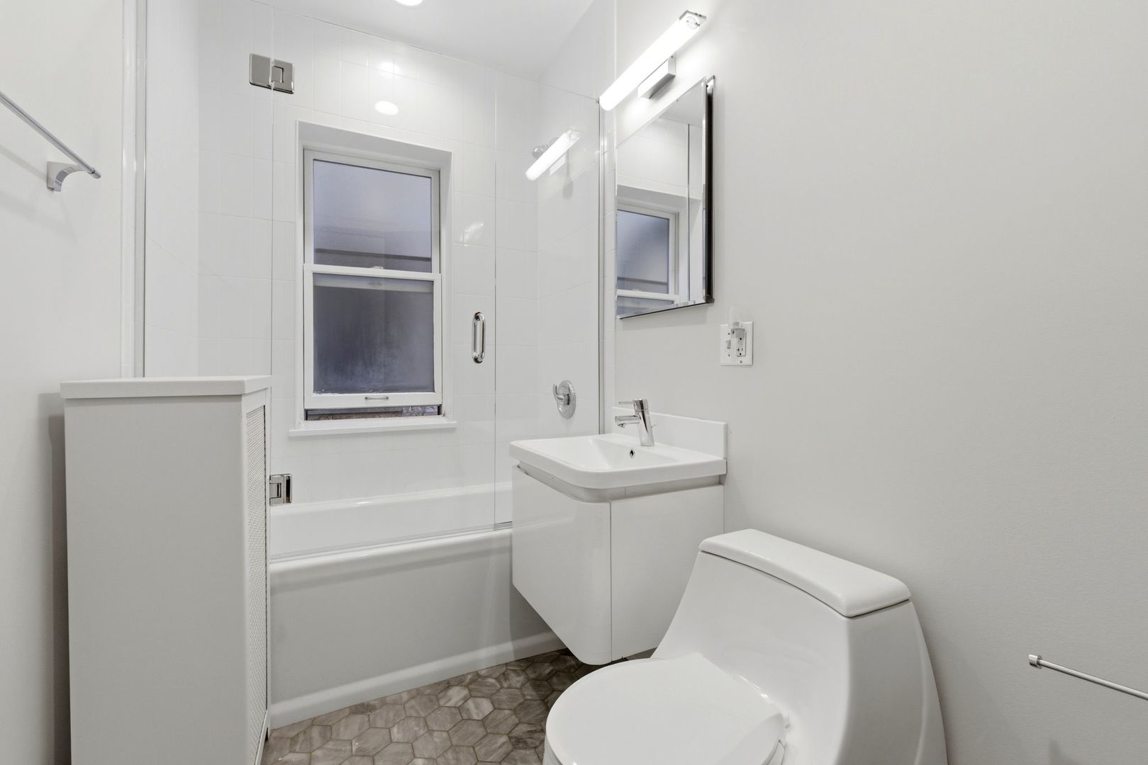 528 Sheridan Road, Unit 2A Evanston, IL 60202 - Photo 14 of 14