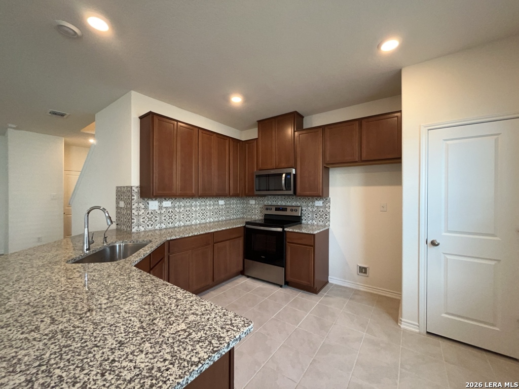 14839 Vance Jackson Road, Unit 413 San Antonio, TX 78249 - Photo 14 of 49 Gallery Image 14