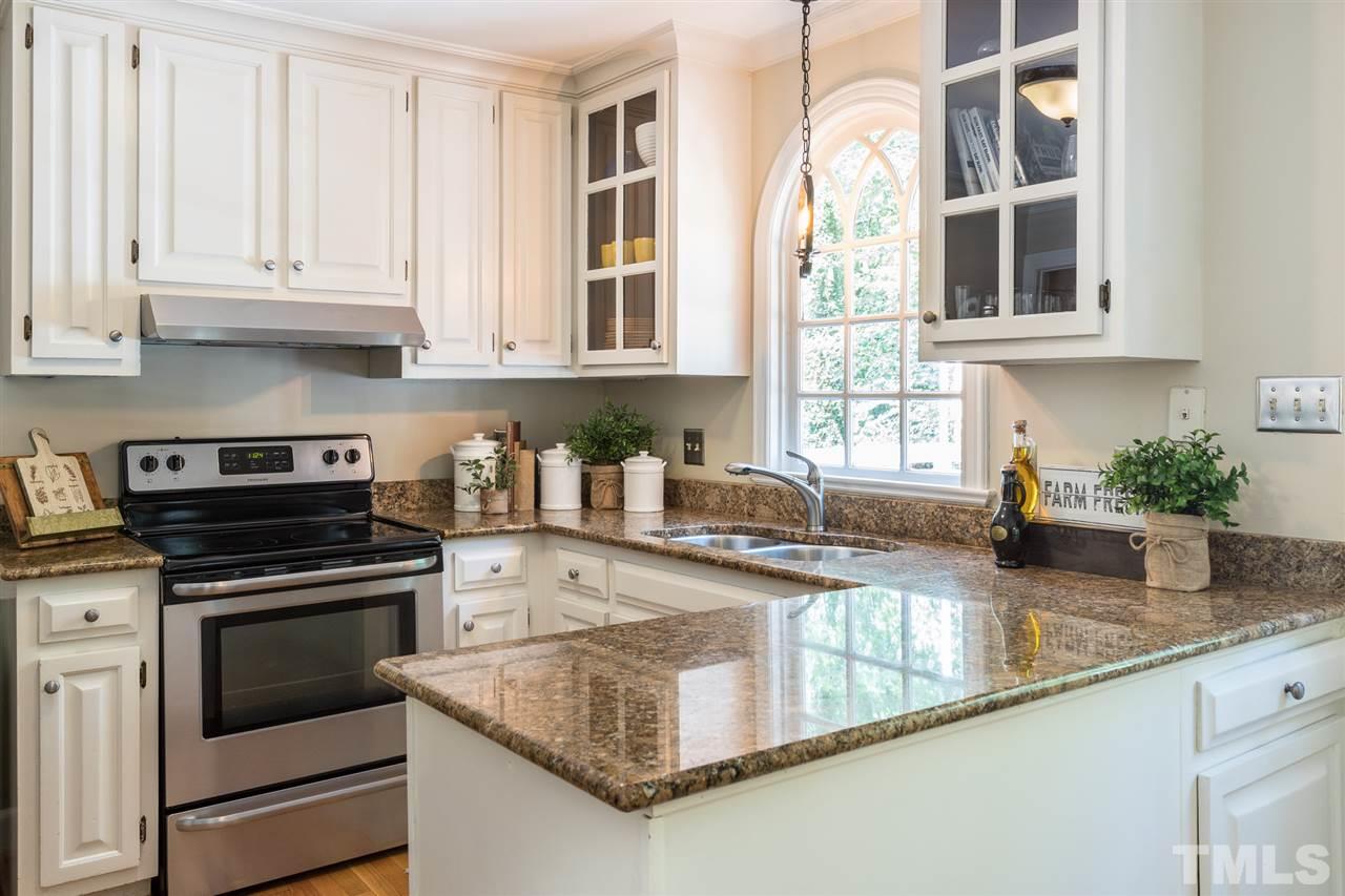 12 Strawberry Ridge Lane Durham, NC 27713 - Photo 5 of 10 Gallery Image 5