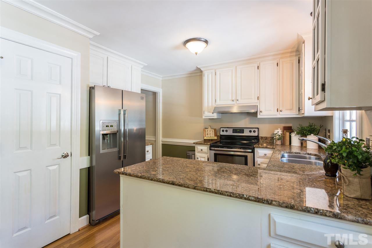 12 Strawberry Ridge Lane Durham, NC 27713 - Photo 6 of 10 Gallery Image 6