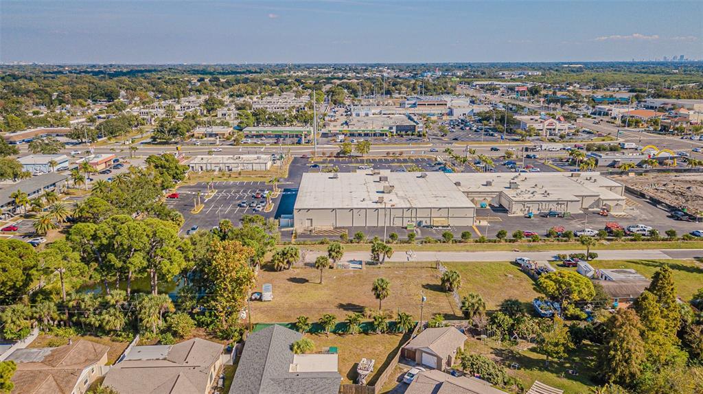 7598 90th Street Seminole, FL 33777 - Photo 20 of 33
