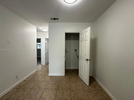 $1,895 | 2640 Northeast 8th Avenue, Unit 17, Wilton Manors, FL 33334