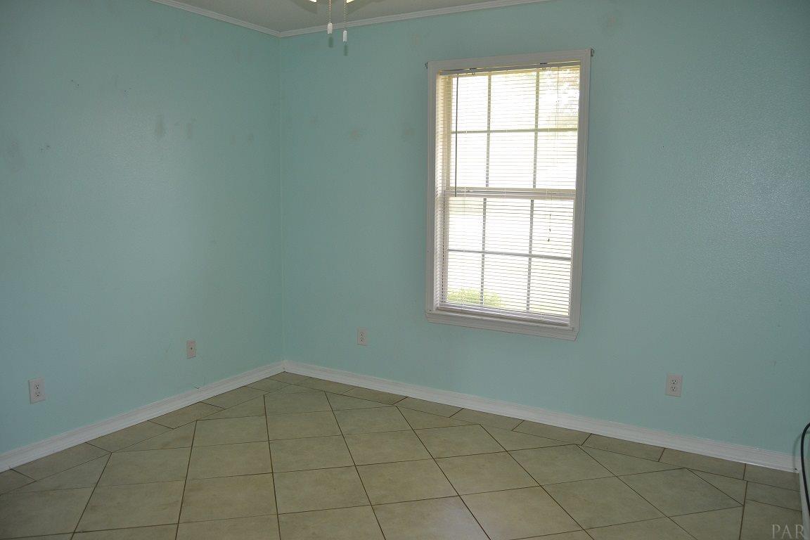 8895 Tarrytown Road Milton, FL 32583 - Photo 17 of 25