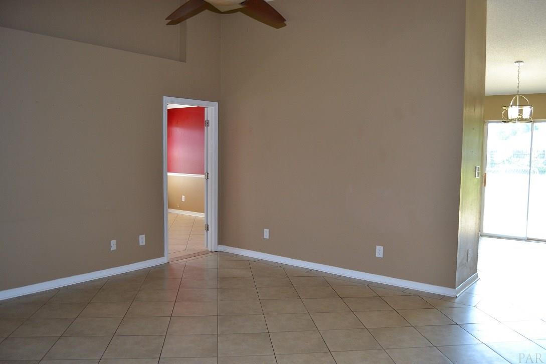 8895 Tarrytown Road Milton, FL 32583 - Photo 5 of 25