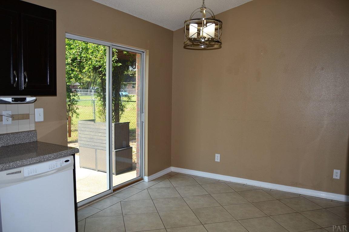8895 Tarrytown Road Milton, FL 32583 - Photo 9 of 25