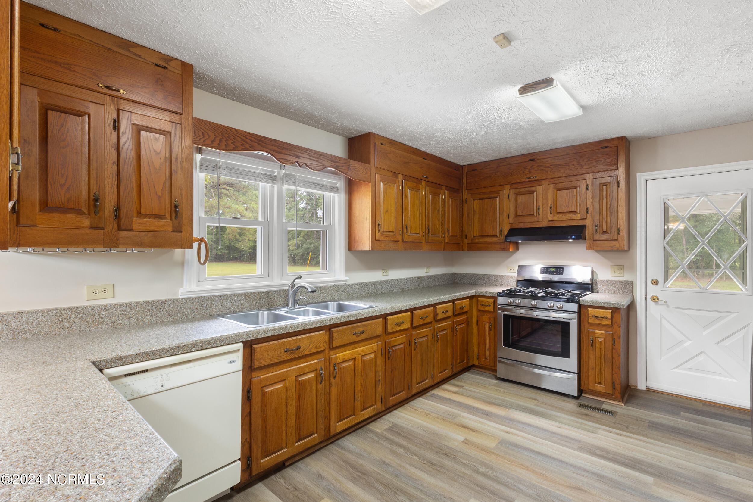 316 Lanvale Road Leland, NC 28451 - Photo 14 of 58 14_img_6199