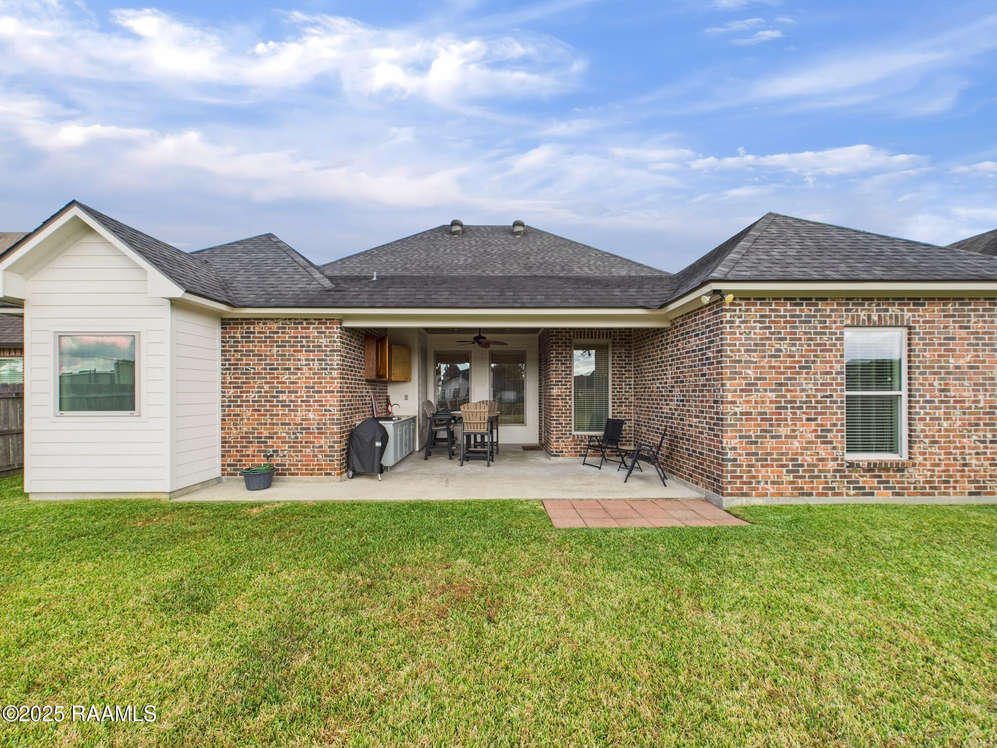 104 Tortoise Lane Broussard, LA 70518 - Photo 25 of 27 CAM03866G0-PR0128-STILL029