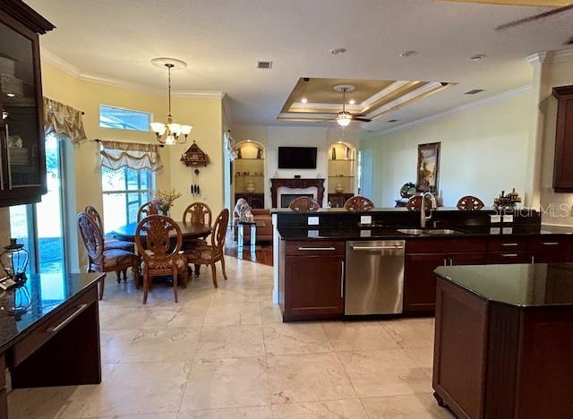 17127 Brown Road Odessa, FL 33556 - Photo 30 of 58 a kitchen with lots of counter top space