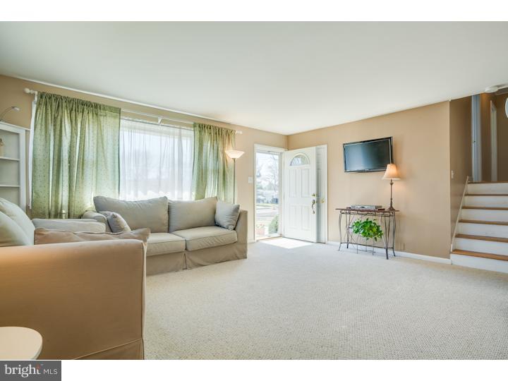 141 Valleybrook Road East Cherry Hill, NJ 08034 - Photo 3 of 24