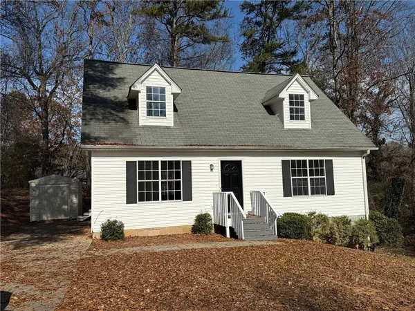 $1,995 | 4825 Red Oak Drive, Gainesville, GA 30506