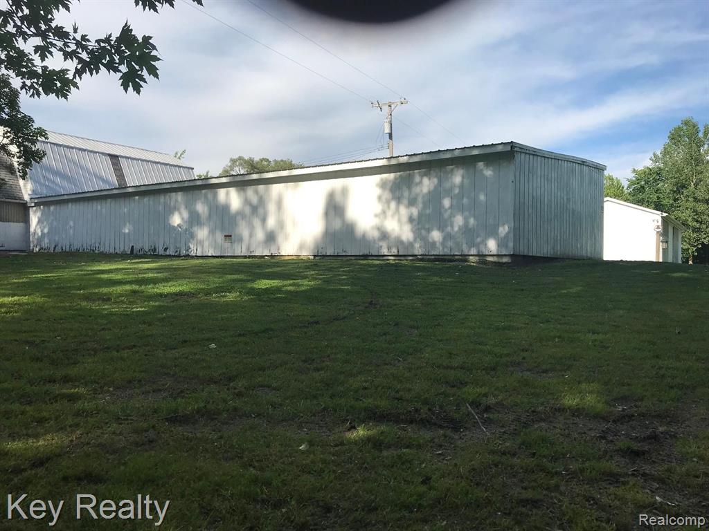 4955 Ohara Road Carleton, MI 48117 - Photo 3 of 25