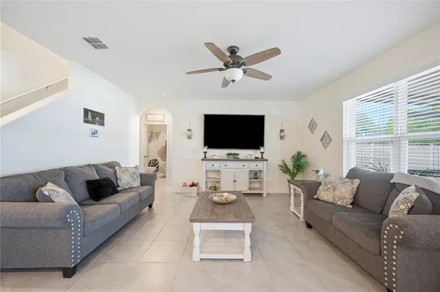 $425,000 | 5616 Siltstone Street, Lakeland, FL 33811