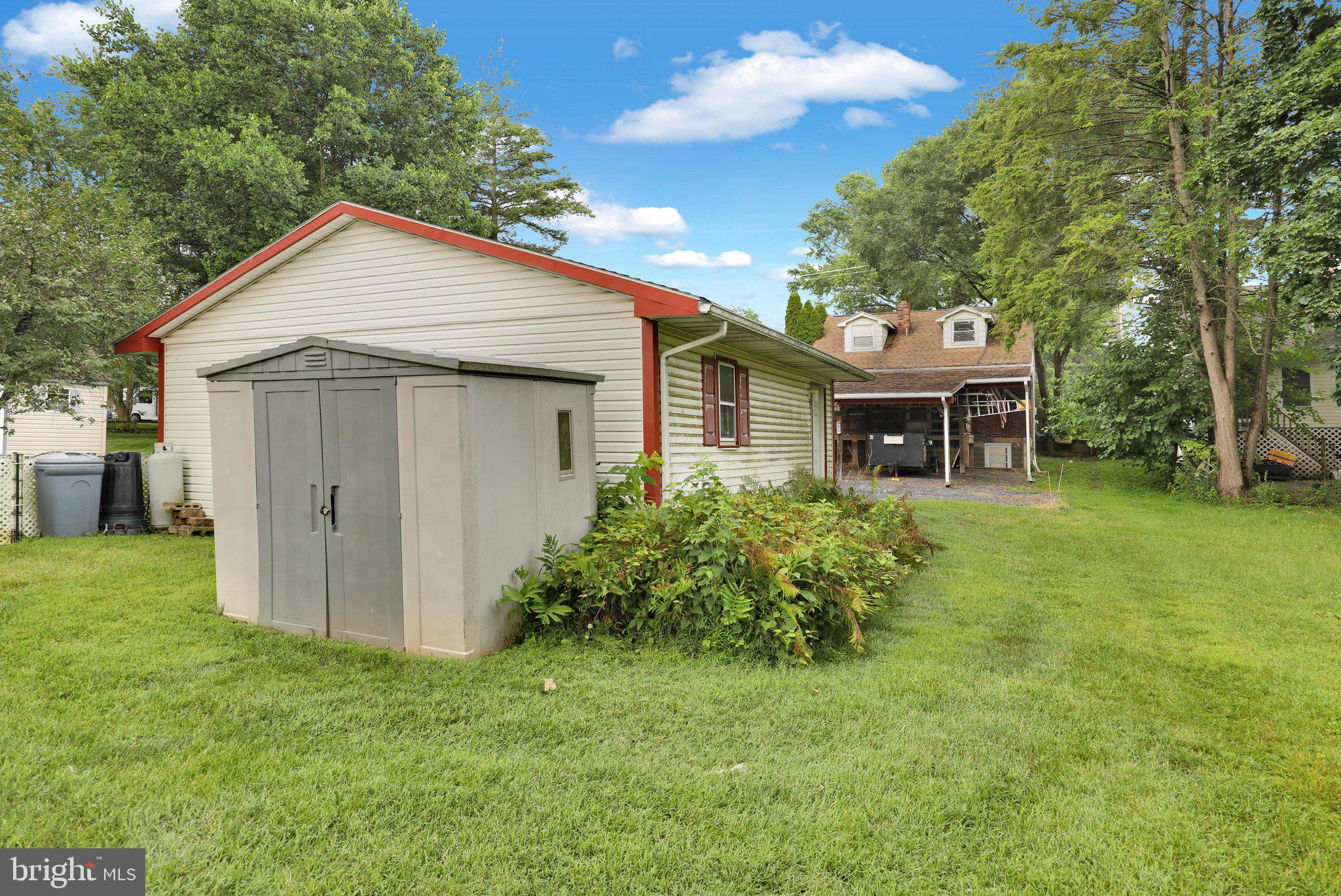 107 Gibraltar Road Reading, PA 19606 - Photo 7 of 29 360_8085